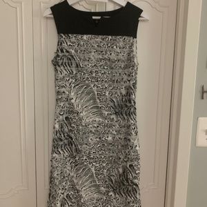 Samuel Dong Sleeveless Print Dress
